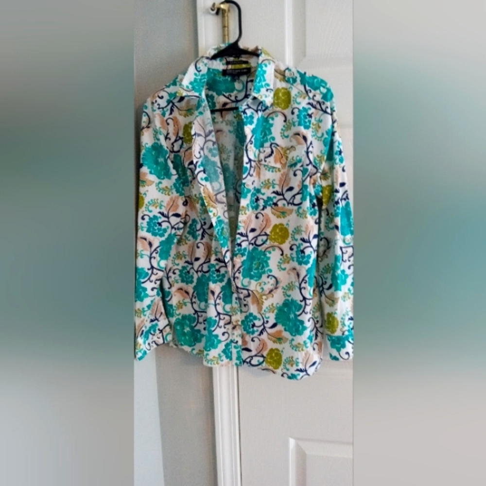 Jones New York Floral Print Long Sleeve Shirt